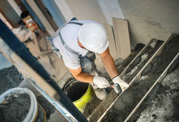 Best Concrete Flooring Contractor  in Ligonier, IN
